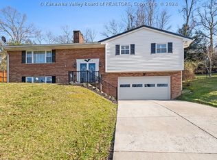 1739 Rolling Hills Cir, Charleston, WV 25314