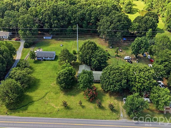 4th image of 8116 Indian Trail Fairview Rd