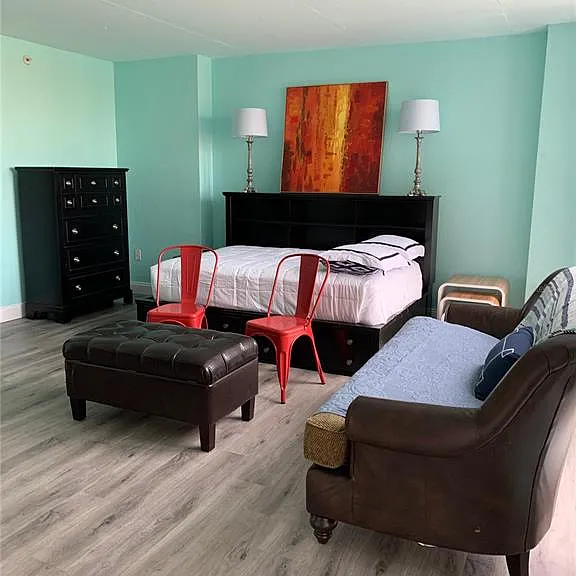 470 3rd St S #616 — Photo 3