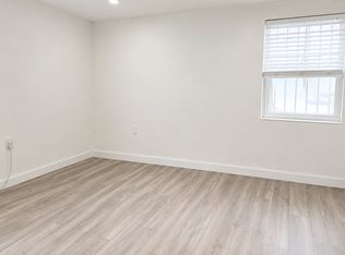 2337 33rd Ave FLOOR 1, Astoria, NY 11106