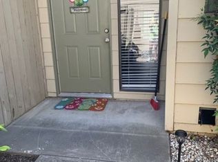 750 Lincoln Rd APT 19, Yuba City, CA 95991