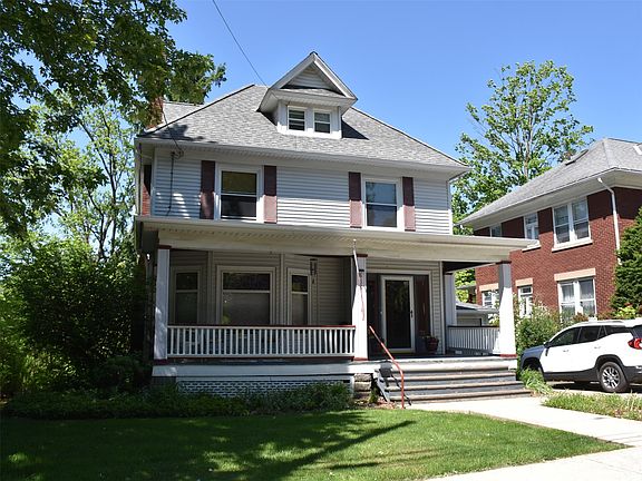 2nd image of 655 Chestnut St