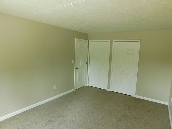 2nd image of 6784 Circle Dr #101