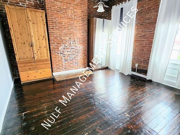 5th image of 158 48th St #2