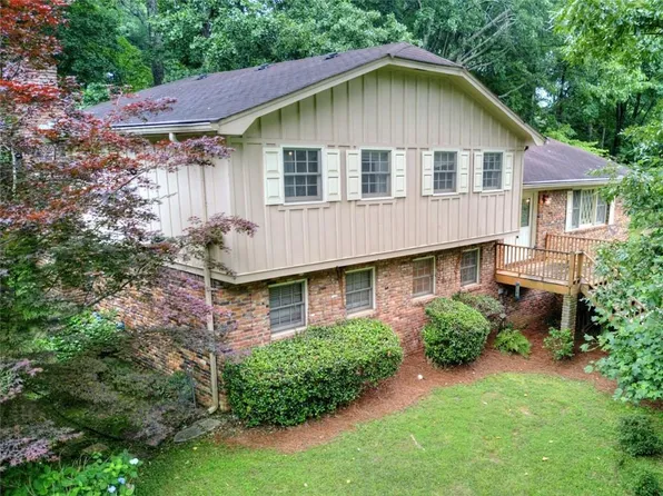 4607 Sudbury Rd, Dunwoody, GA 30360