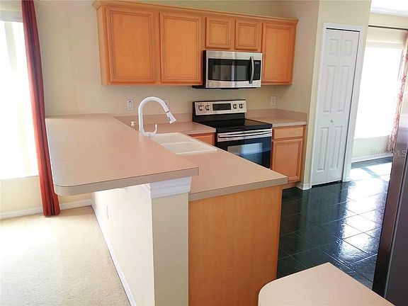 4th image of 209 Westmoreland Cir