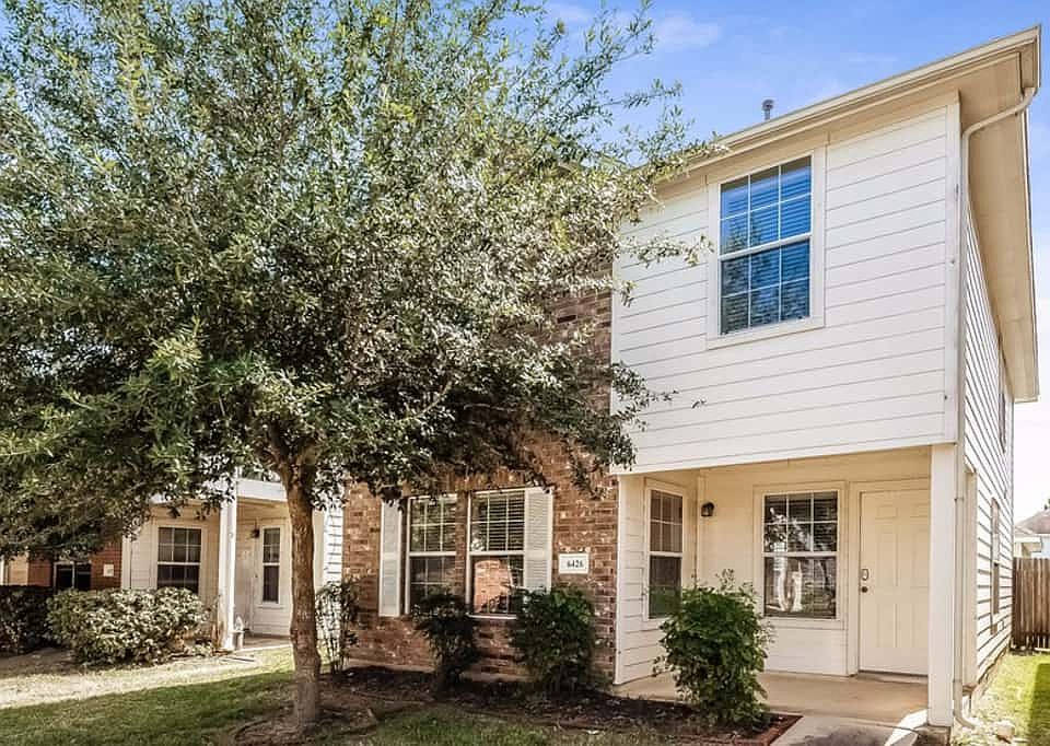 1st image of 6426 Mountain Pines Ln