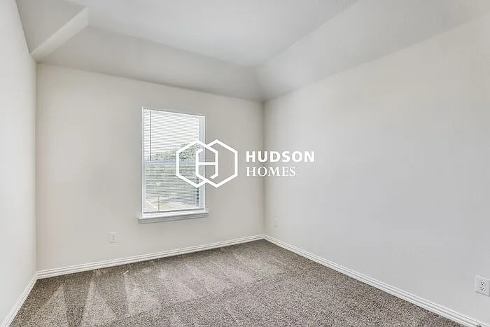 940 S Holly Ave — Photo 9