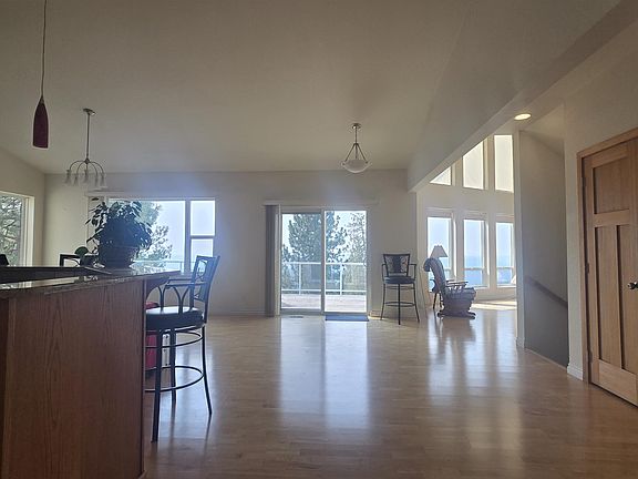 2nd image of 6551 Blue Ridge Way