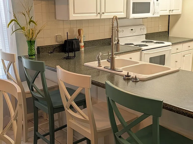 7813 N North Lagoon Dr #C6 — Photo 7