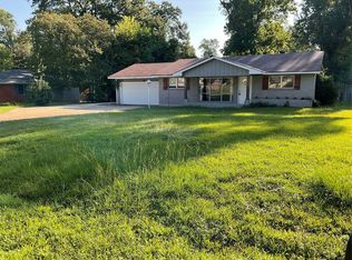 3212 Dearborn St, Shreveport, LA 71107