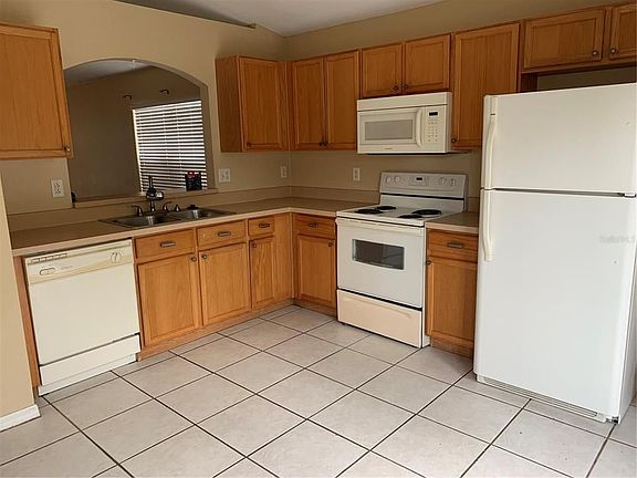 3rd image of 8147 Canterbury Lake Blvd