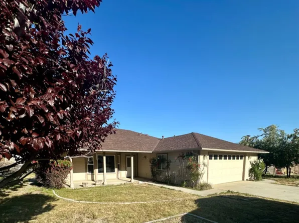 21276 White Pine Dr Space 44, Tehachapi, CA 93561