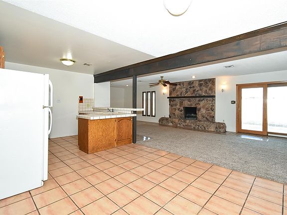 4th image of 1580 E 26th Pl