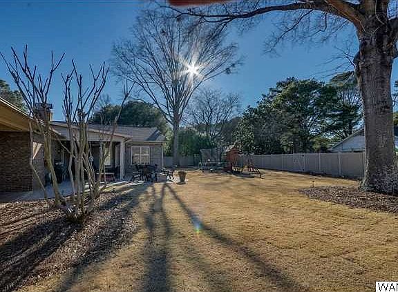 5th image of 308 Riverdale Dr