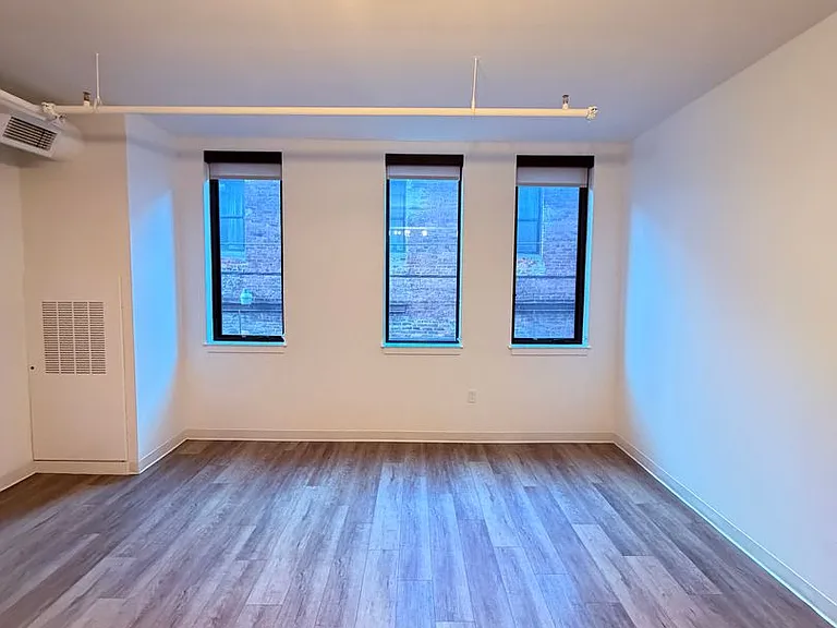 1709 FIFTH AVE — Photo 61