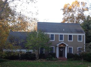 34 Long Bow, Wading River, NY 11792