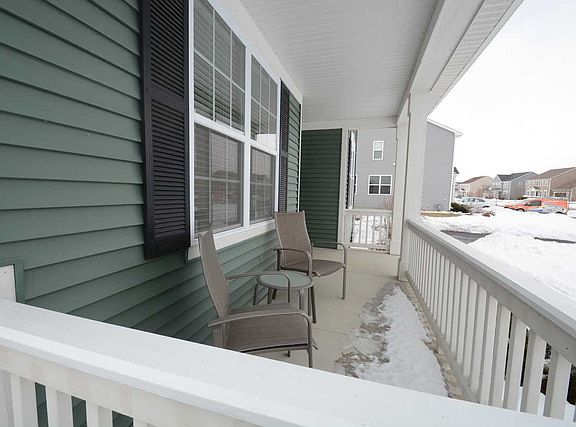 2nd image of 4658 McLaren Dr