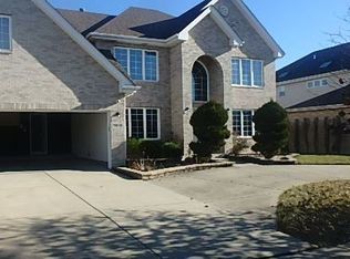 16835 Manor Dr, South Holland, IL 60473