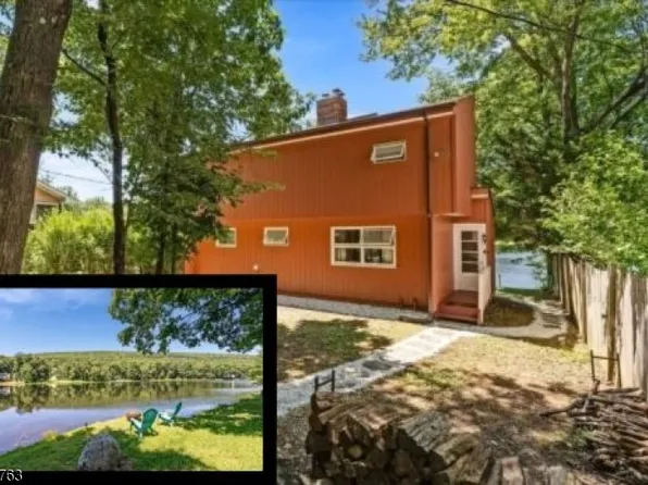 907 Plymouth Lake Dr, Stillwater Twp., NJ 07860