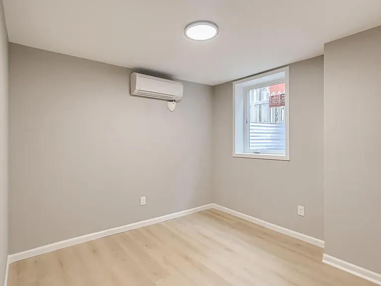 5636 NE 9th Ave #B — Photo 7