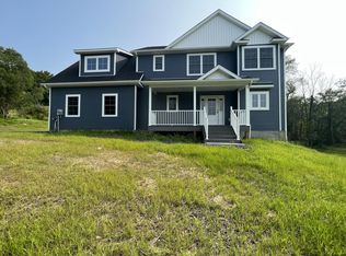 132 Maple Ln, Otisville, NY 10963