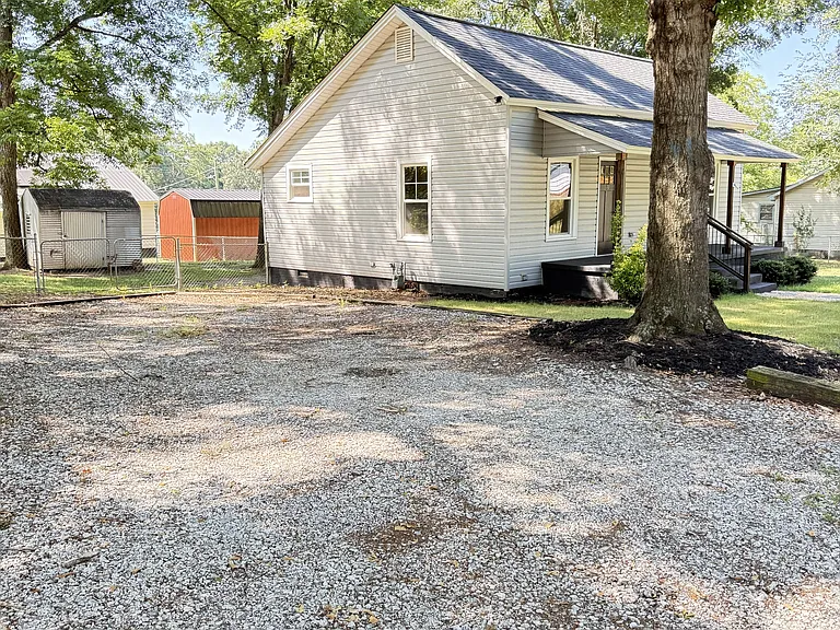 3 Clay St — Photo 17