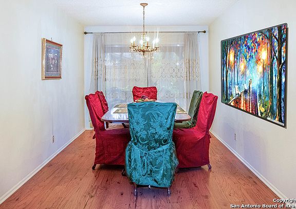 4th image of 4611 Midnight Woods St