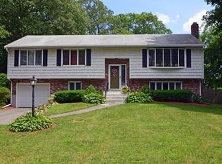 7 Van Beal Rd, Randolph, MA 02368