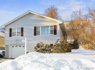 51 Thornton St, Lawrence, MA 01841