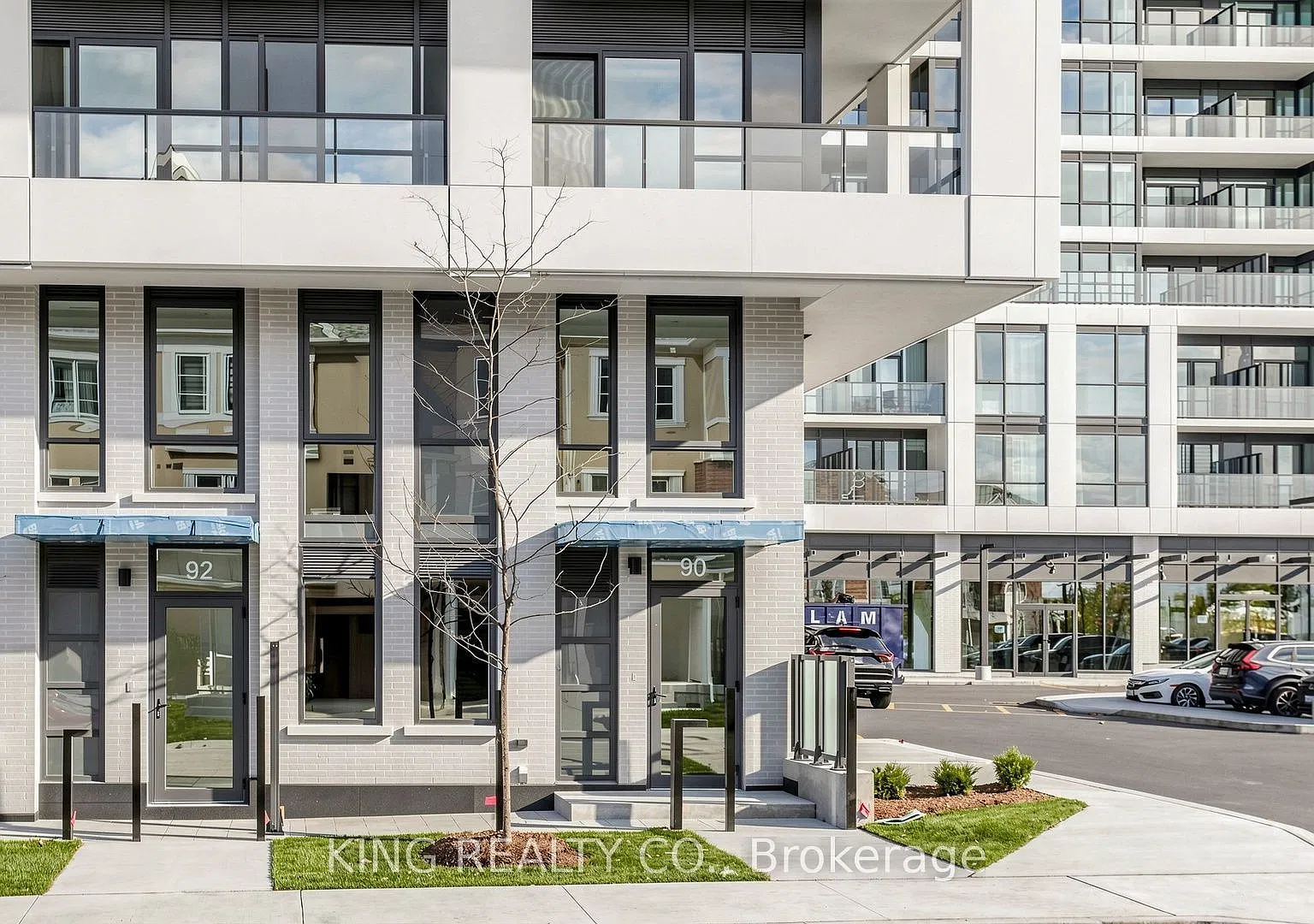 3 bed, $3,500 — Photo 2