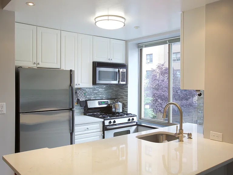 1955 1st Ave #439 — Photo 4