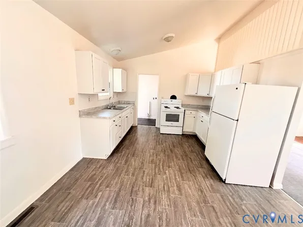 2146 Colston St, Petersburg, VA 23805