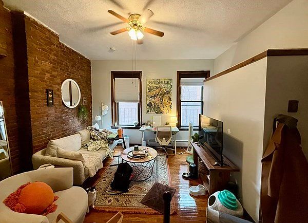 1st image of 520 Columbus Ave #42