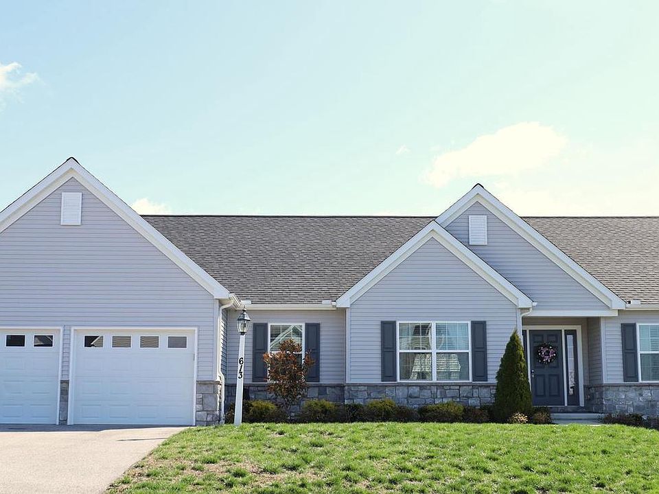 1st image of 613 Rishel Dr #T