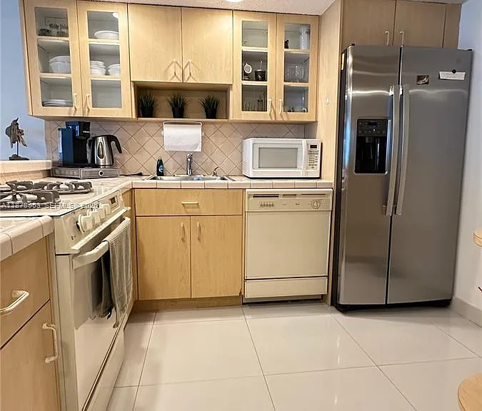 2030 S Ocean Dr #725 — Photo 5