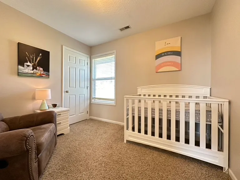 1709 Crabapple Ln — Photo 8