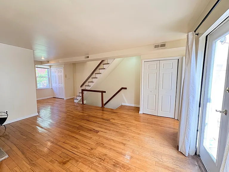 1512 Naudain St #2 — Photo 4