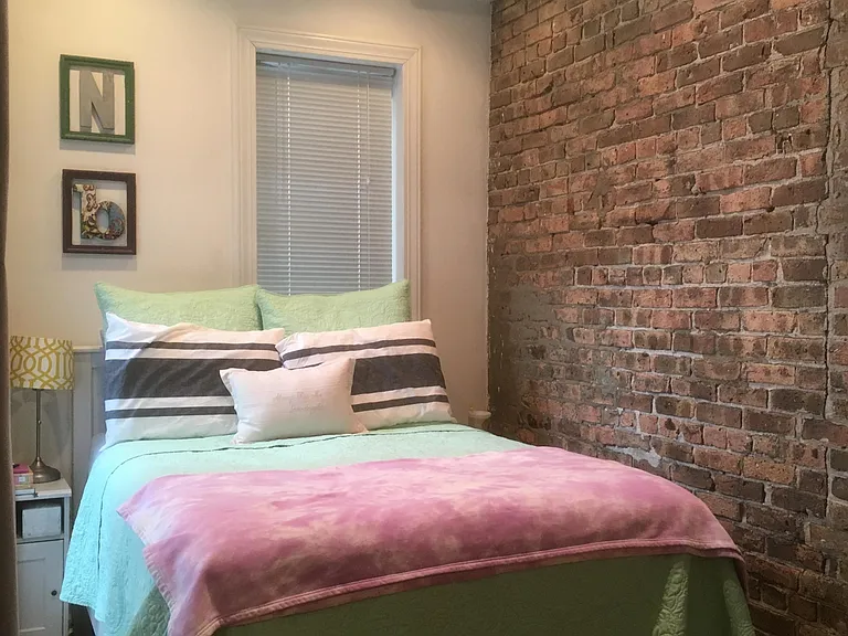 752 W Willow St #1 — Photo 3