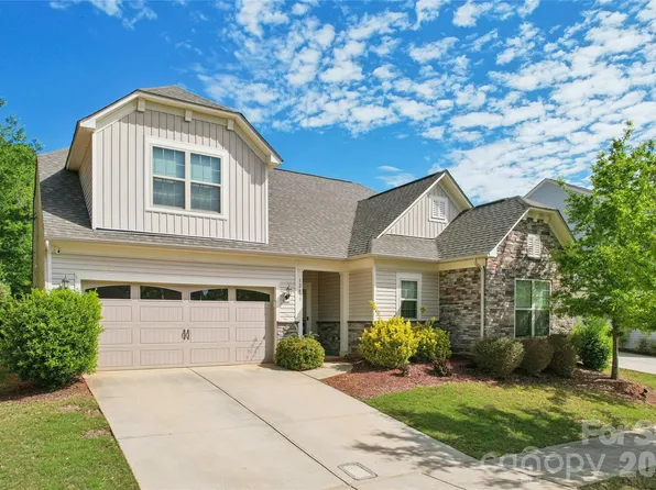 12633 Heritage Vista Dr, Huntersville, NC 28078