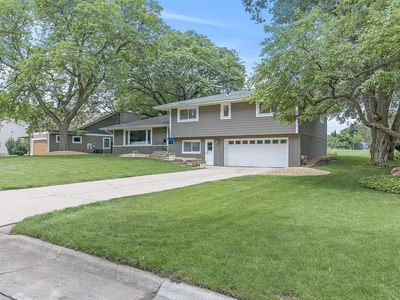 5504 McGuire Rd, Edina, MN, 55439