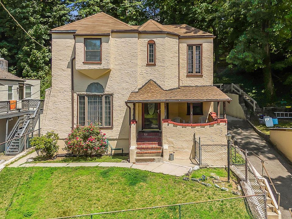 1st image of 61 Continental Place