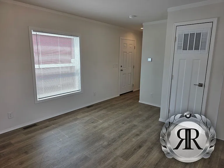 624 N 25th Ave — Photo 3