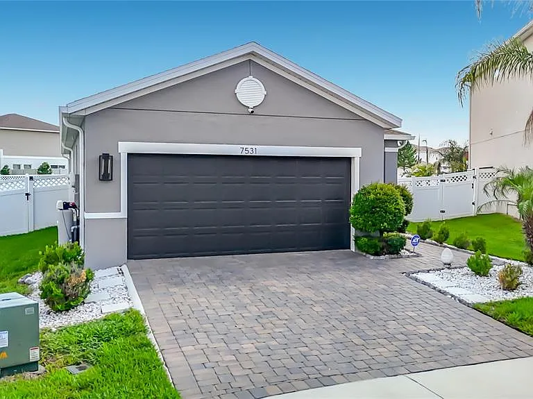 7531 Ashcroft Dr — Photo 10