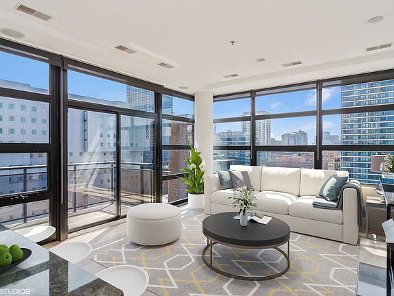 2nd image of 101 W Superior St APT 1206