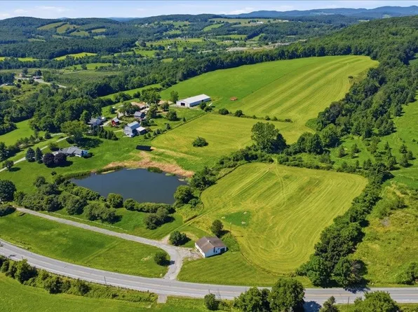 3213 West Road, Bennington, VT 05201