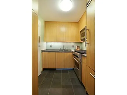 Rented by Corcoran | media 41