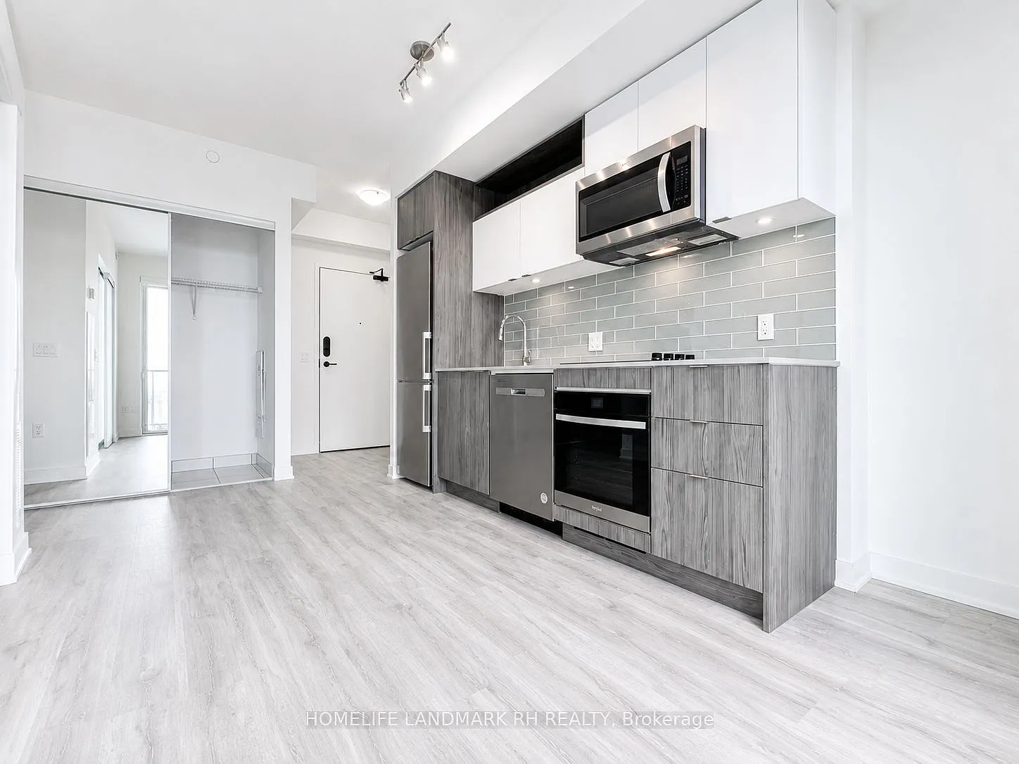 1 bed, $2,200 — Photo 4