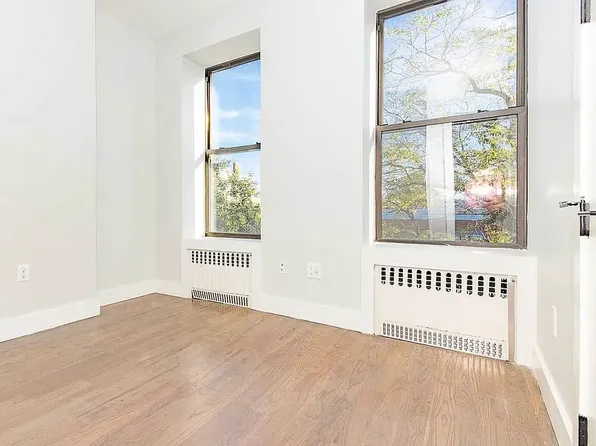 411 Chauncey Street image 2 of 16