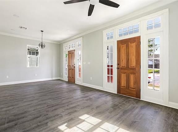 4th image of 1028 Saint Maurice Ave